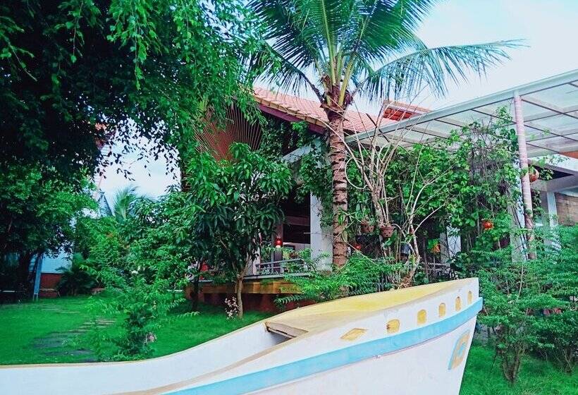 هتل Camellia Resort & Spa