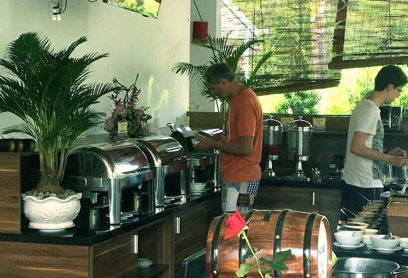 هتل Camellia Resort & Spa