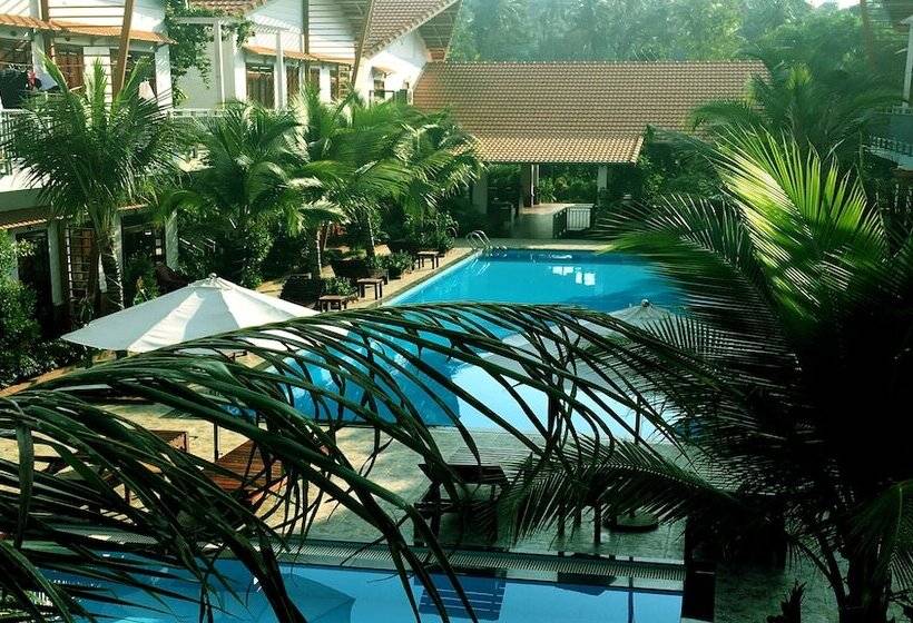 هتل Camellia Resort & Spa