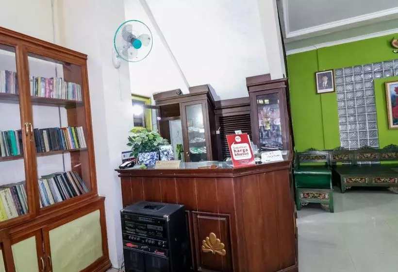 هتل Griya La Kusuma