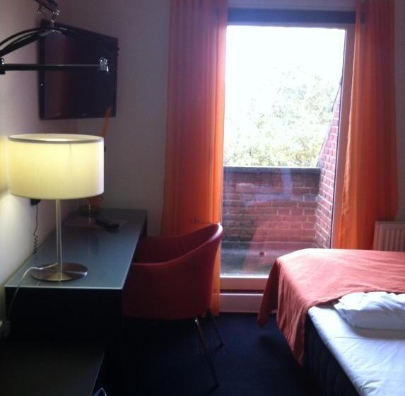 Отель Harmonien