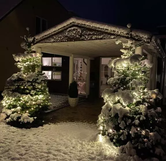 هتل Havlund Bed And Breakfast