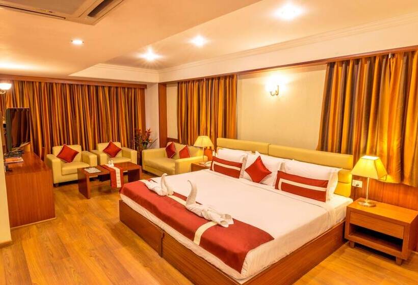 酒店 Octave Suites Residency Rd