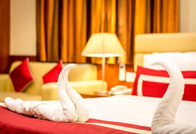 酒店 Octave Suites Residency Rd