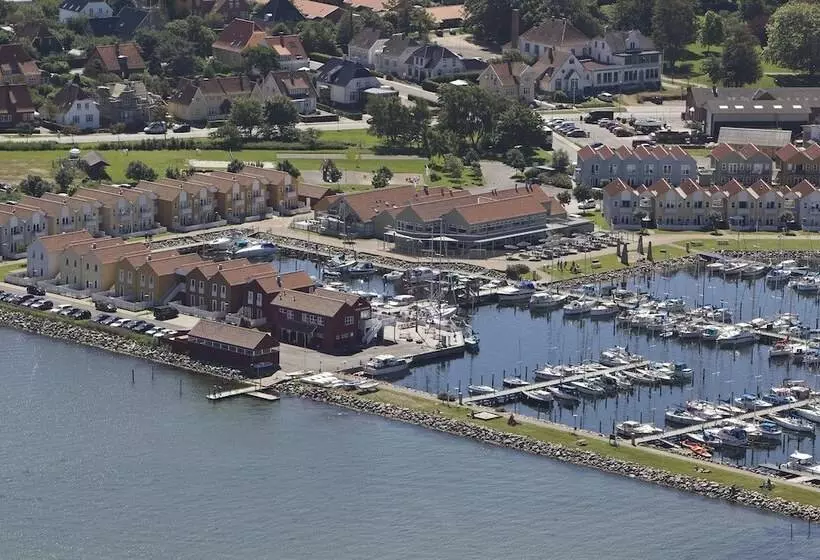 ホテル Rudkøbing Skudehavn