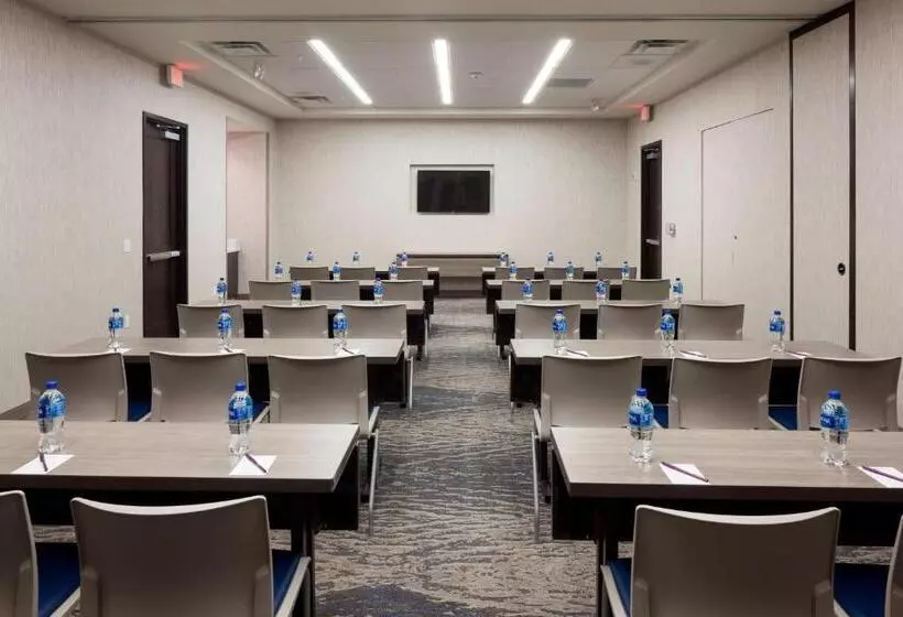 Hotelli Springhill Suites By Marriott Clearwater Beach