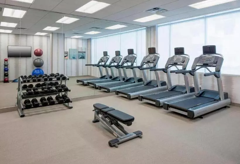 Hotelli Springhill Suites By Marriott Clearwater Beach
