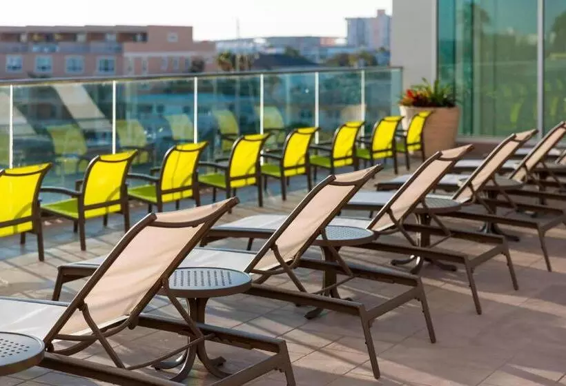 Hotelli Springhill Suites By Marriott Clearwater Beach