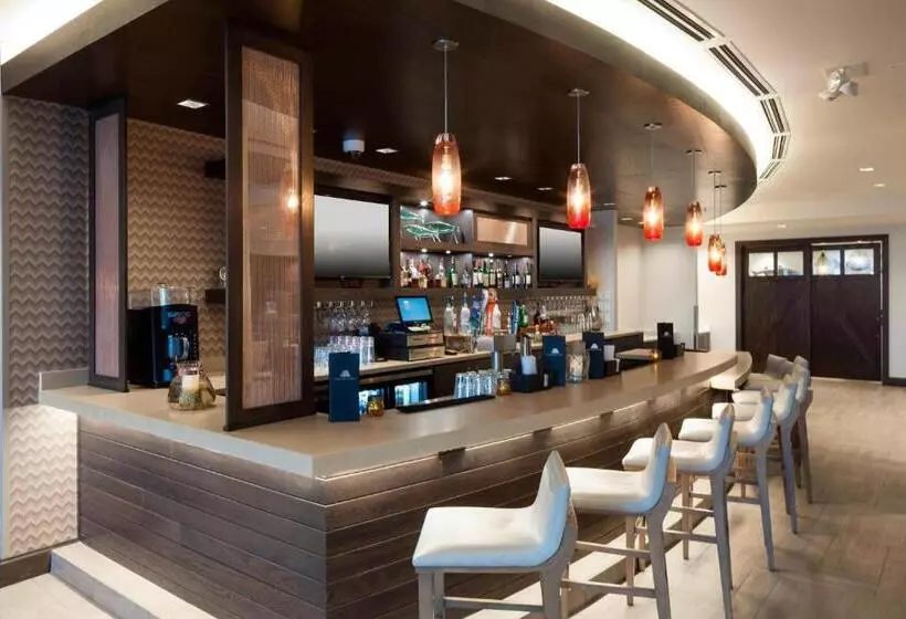 Hotelli Springhill Suites By Marriott Clearwater Beach