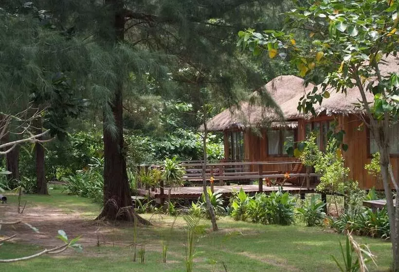Kradan Beach Resort