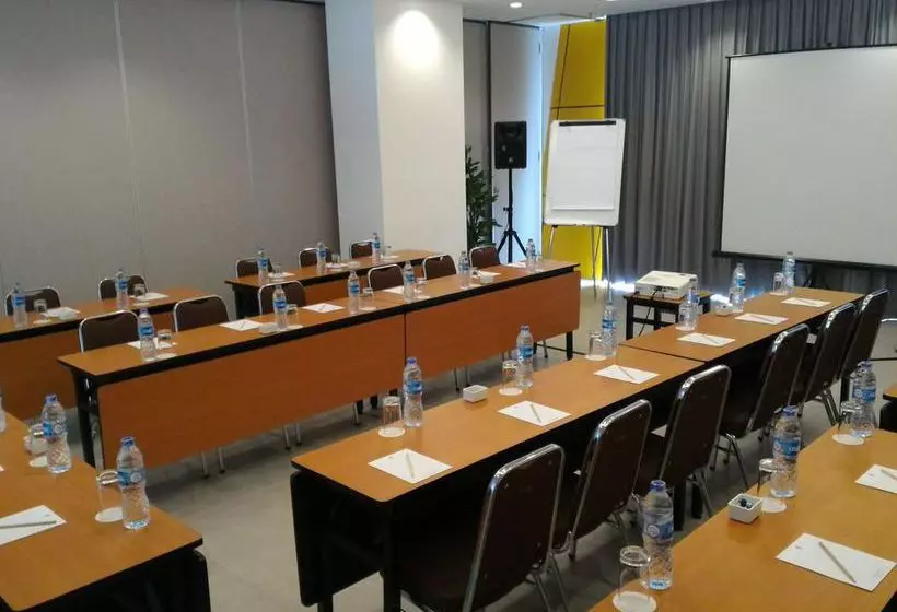Amaris Hotel Pluit Jakarta