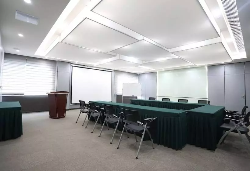 Atour Hotel Tianhe Guangzhou