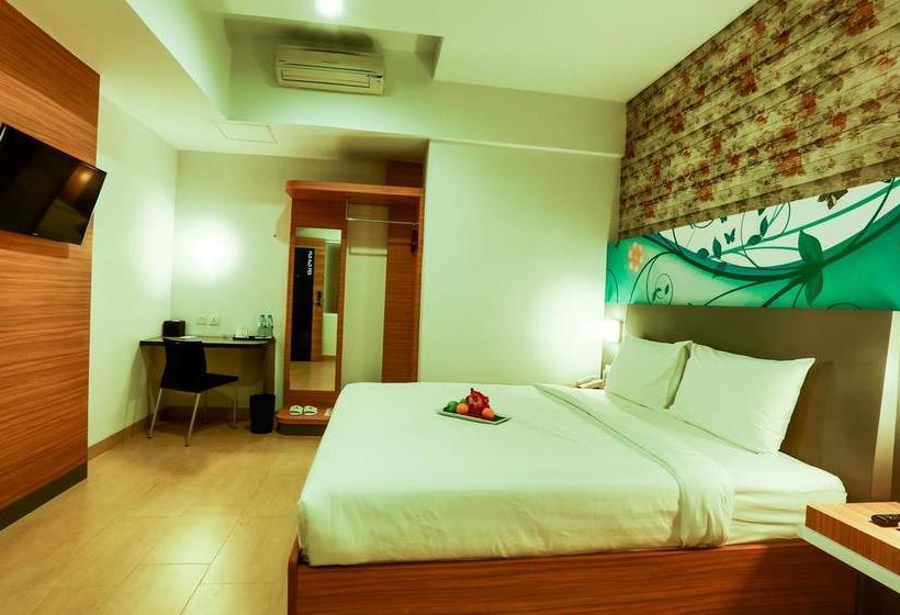 בית מלון כפרי Evo  Pekanbaru