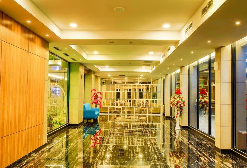 בית מלון כפרי Evo  Pekanbaru