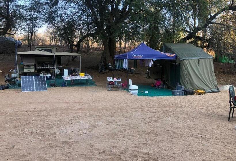 בית מלון כפרי Adansonia Eco Lodge