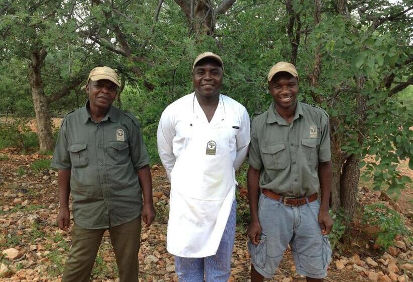 בית מלון כפרי Adansonia Eco Lodge