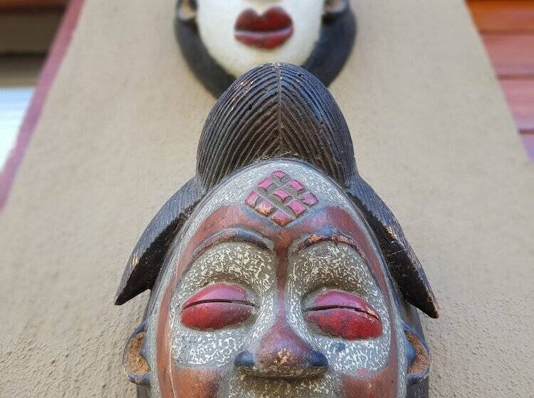 ホテル Bambuu Lakeside Lodge