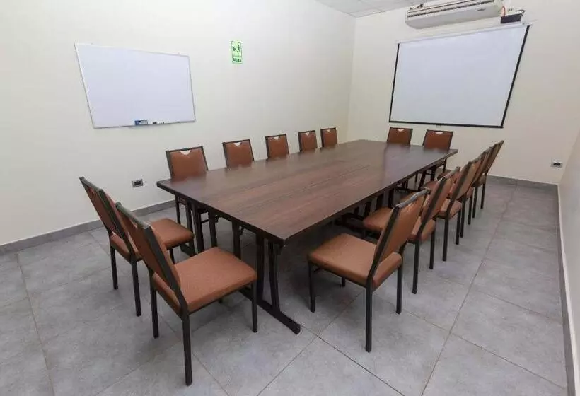 هتل Casa Andina Standard Talara