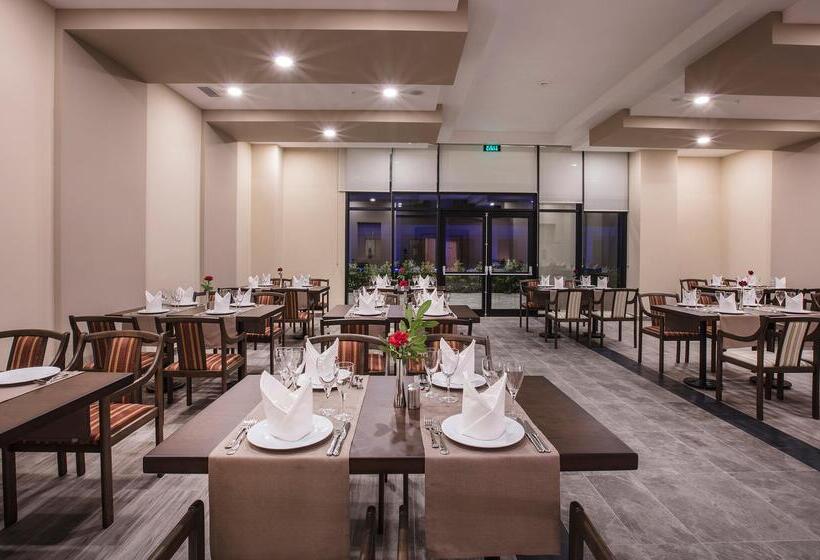 호텔 Korumar Ephesus Beach & Spa Resort Ultra All Inclusive