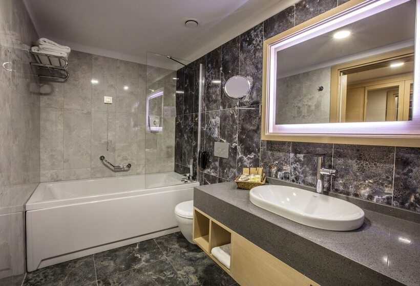 호텔 Korumar Ephesus Beach & Spa Resort Ultra All Inclusive