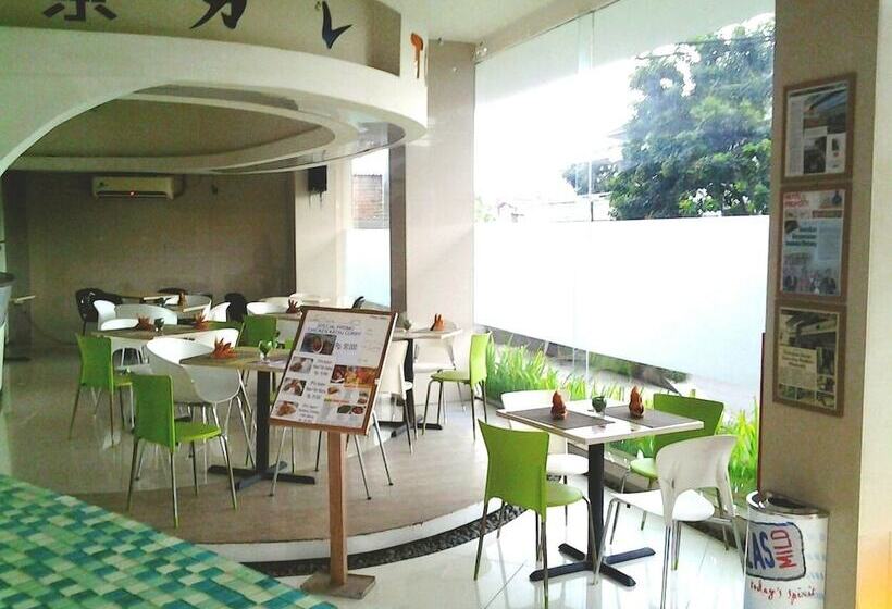 Space Hotel By Papaho