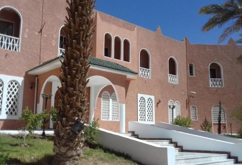 هتل Taghit Saoura