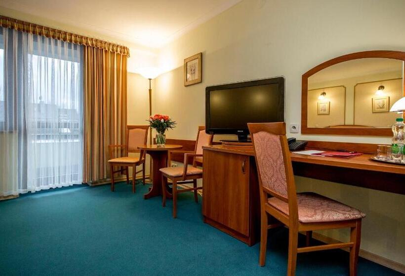 בית מלון כפרי Wersal