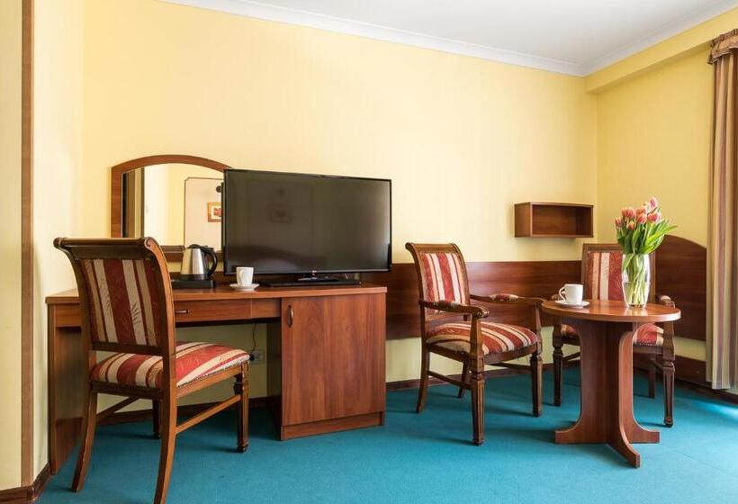 בית מלון כפרי Wersal