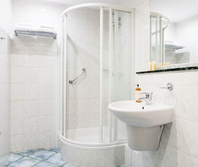 בית מלון כפרי Wersal