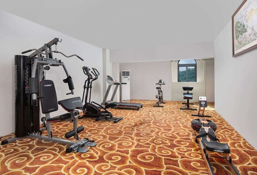 Otel Wyndham Garden Chengdu Huashuiwan