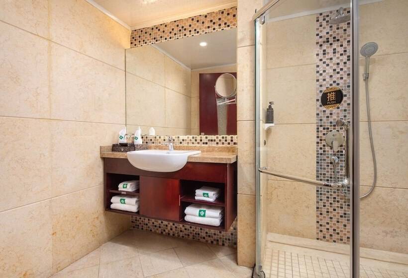 Otel Wyndham Garden Chengdu Huashuiwan