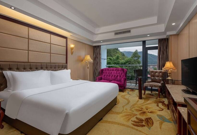 Otel Wyndham Garden Chengdu Huashuiwan