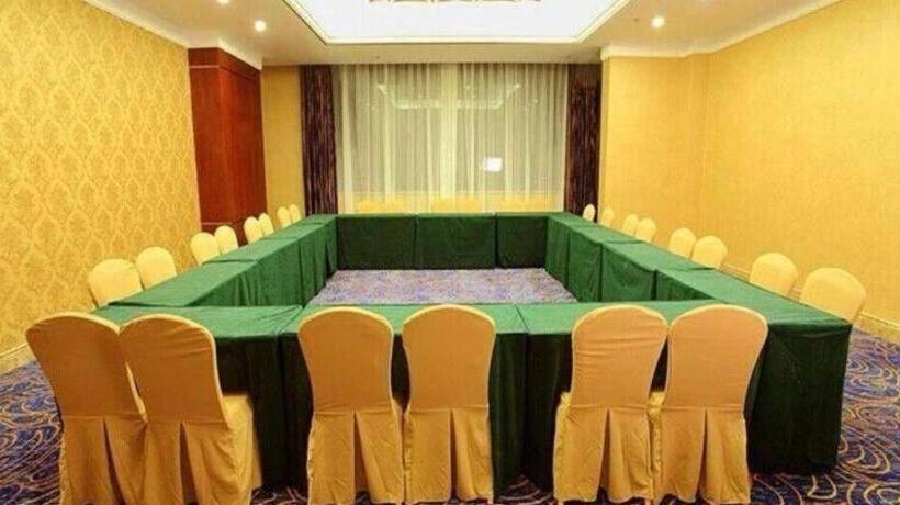 Otel Wyndham Garden Chengdu Huashuiwan