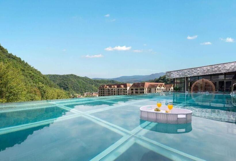 Otel Wyndham Garden Chengdu Huashuiwan