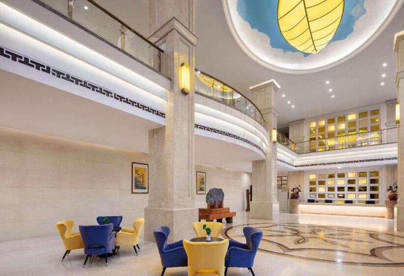 Otel Wyndham Garden Chengdu Huashuiwan