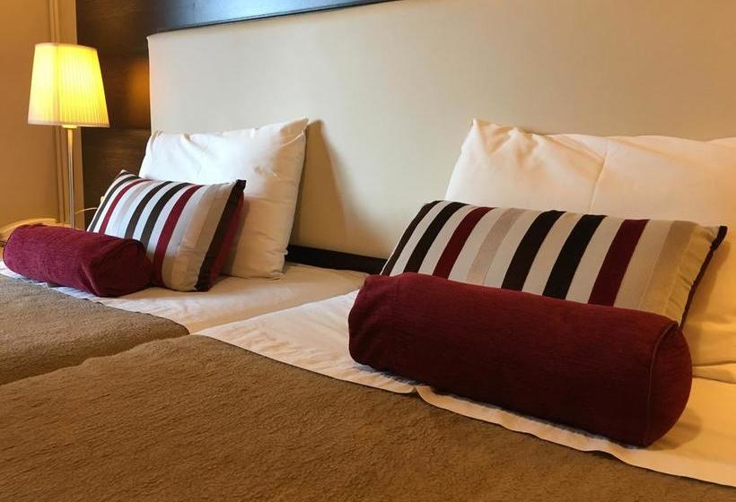 Meliton Inn Hotel & Suites By The Beach