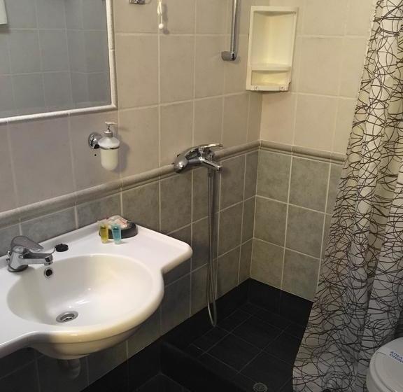 Meliton Inn Hotel & Suites By The Beach