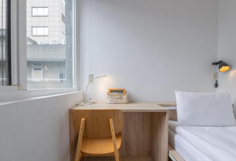 Owlstay Flip Flop Hostel Garden