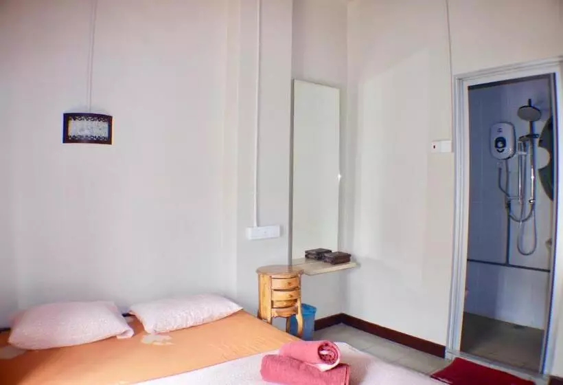 پانسیون Birdnest Guesthouse, Gaia Rooftop Cafe