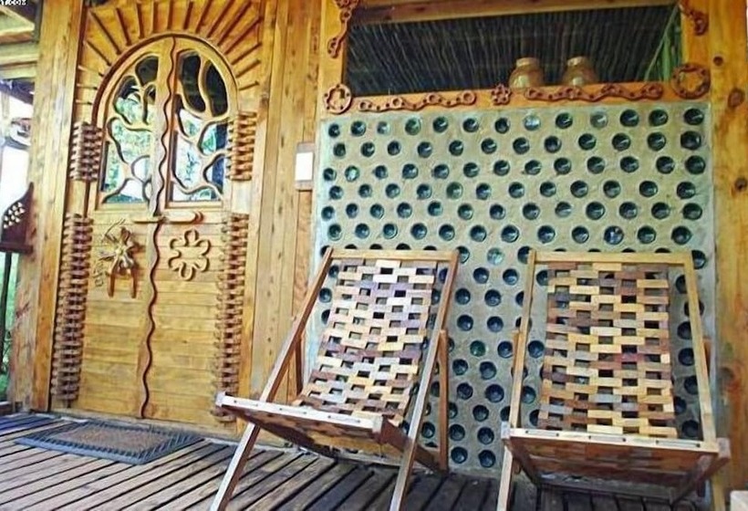 ペンション Sycamore Avenue Treehouses & Cottages Accommodation