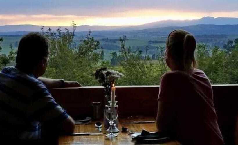 ペンション Sycamore Avenue Treehouses & Cottages Accommodation