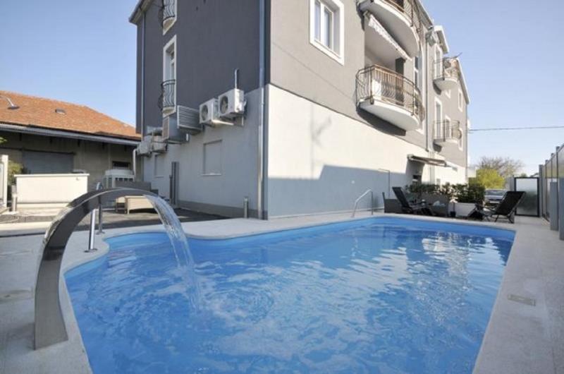 호텔 Apartments&rooms Maslina