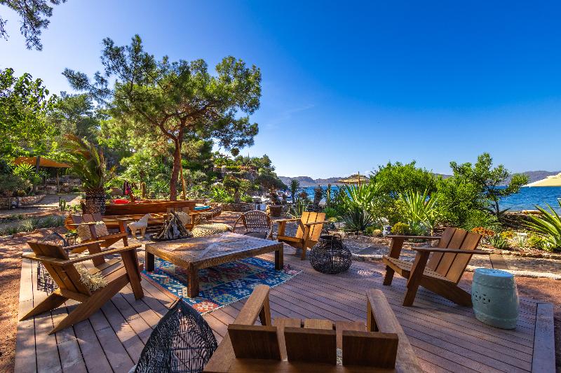 Отель Ada Capra