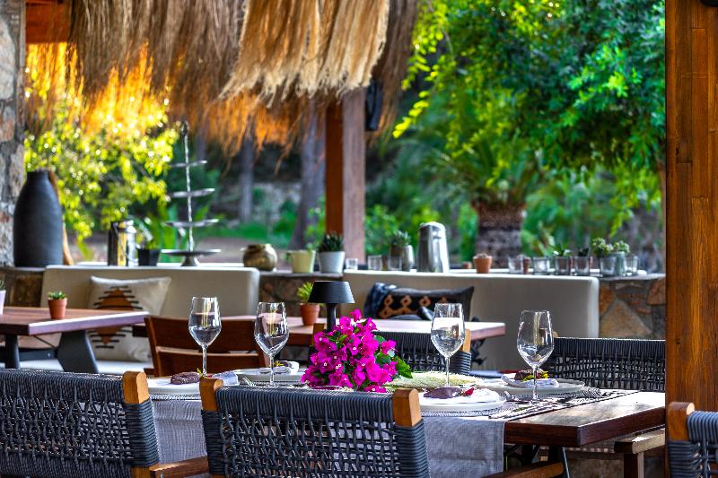 Отель Ada Capra