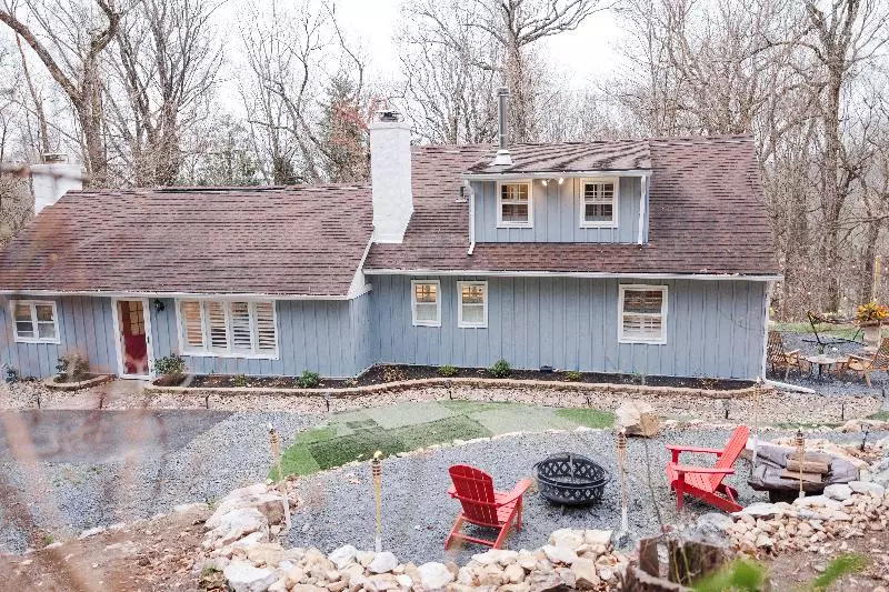 Hotelli Cowry Acres - The First House Villa