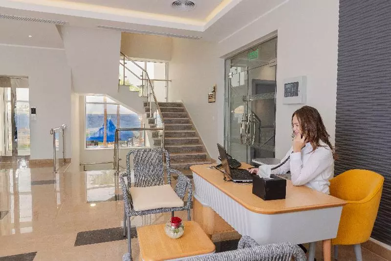 هتل Naama Bay Suites & Spa