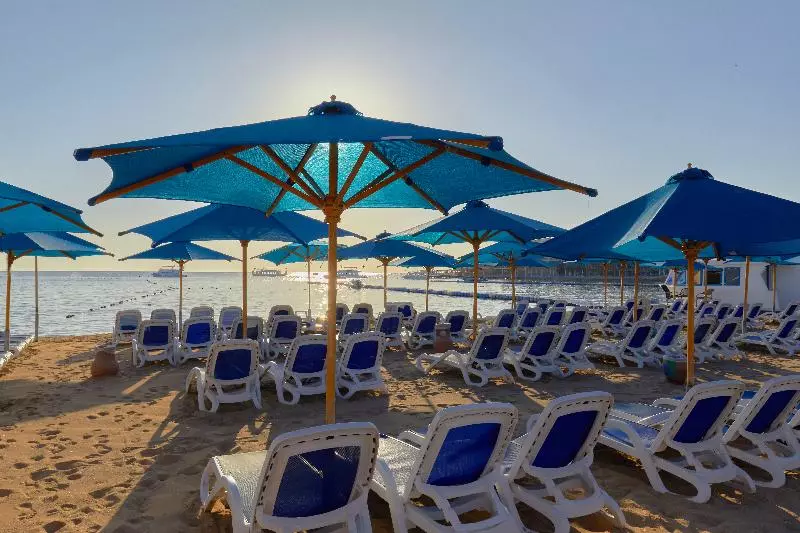 هتل Naama Bay Suites & Spa