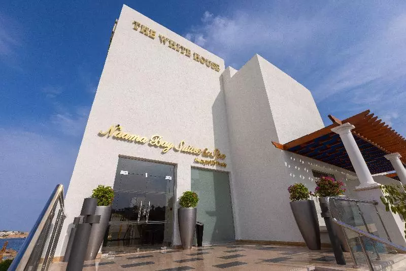 هتل Naama Bay Suites & Spa