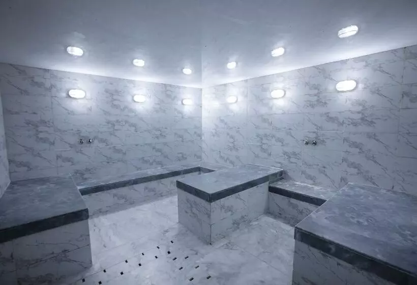 هتل Naama Bay Suites & Spa