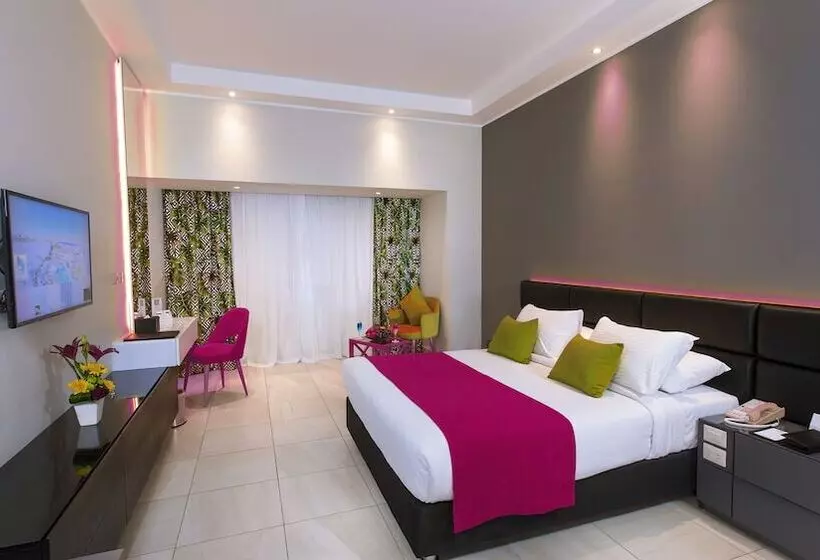 هتل Naama Bay Suites & Spa